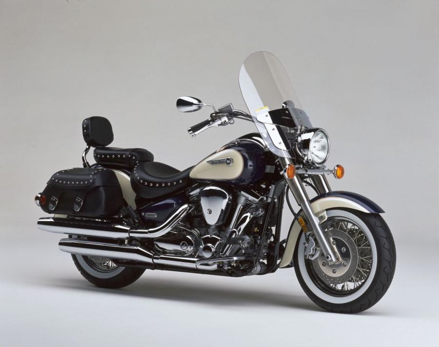 Yamaha XV1600AT Road Star Silverado